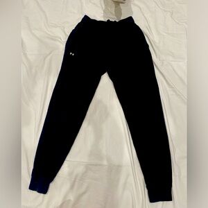 He boys under armor joggers
